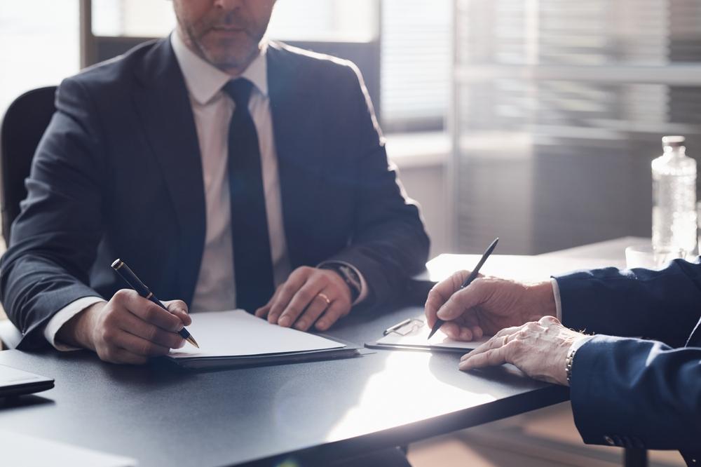 How Do I Deal With Insurance Companies After a Car Accident in Bellaire?