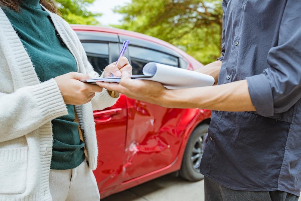 How Should I Handle Insurance Companies After a Car Accident in Brownsville?