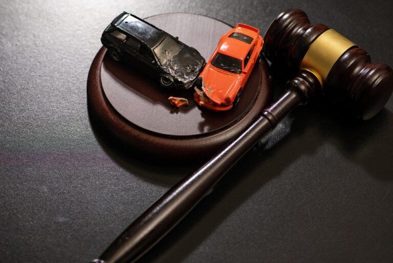 ¿Qué necesitas probar en un caso de accidente automovilístico en League City?