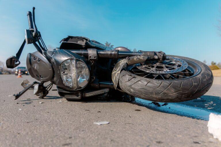Qué hacer después de un accidente de motocicleta en League City
